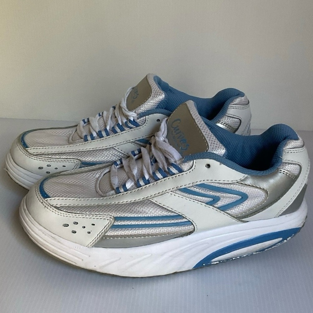 Curves for Women Size 7 Shape Ups Walking Shoes White Blue